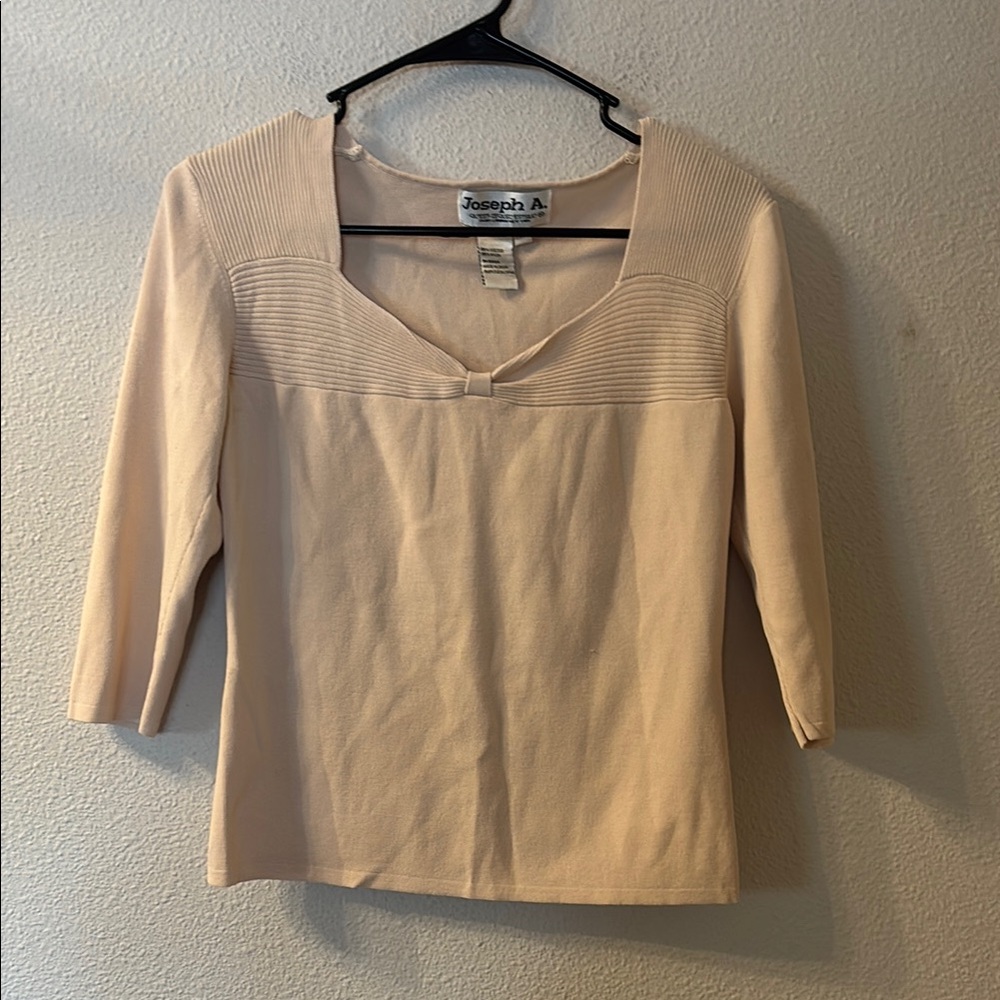 Joseph A Women's Cream Top